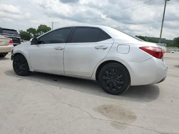 5YFBURHE2HP666408 2017 TOYOTA COROLLA - Image 2