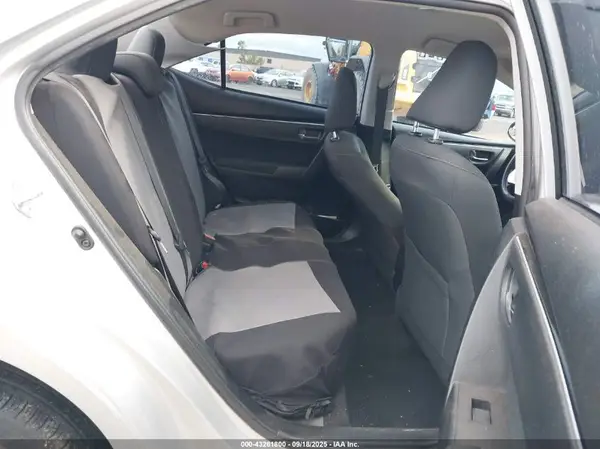 5YFBURHE2HP669468 2017 TOYOTA COROLLA - Image 8