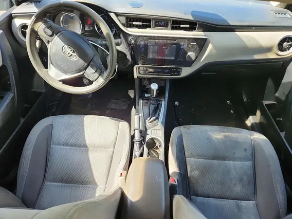 5YFBURHE2HP669518 2017 TOYOTA COROLLA - Image 8