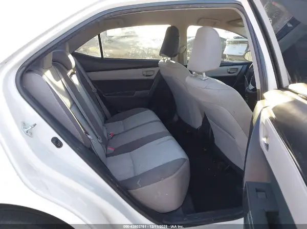 5YFBURHE2HP671088 2017 TOYOTA COROLLA - Image 8