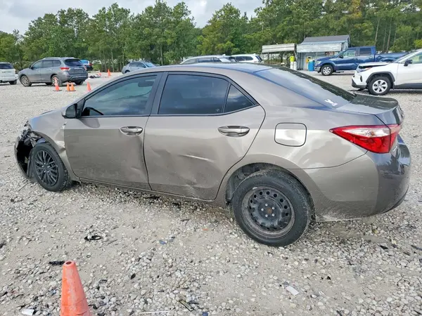 5YFBURHE2HP674234 2017 TOYOTA COROLLA - Image 2