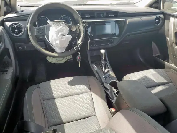 5YFBURHE2HP674539 2017 TOYOTA COROLLA - Image 8