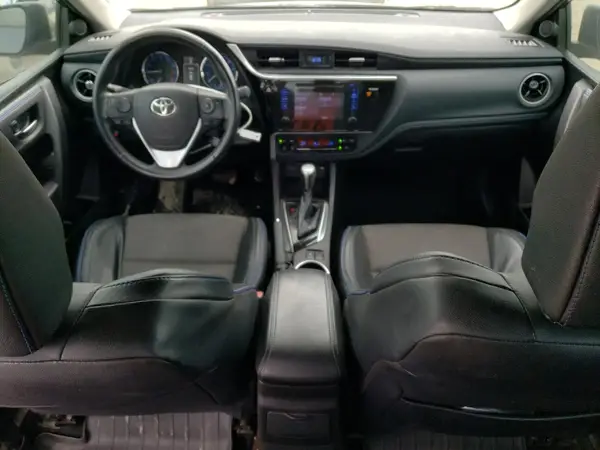 5YFBURHE2HP675321 2017 TOYOTA COROLLA - Image 8