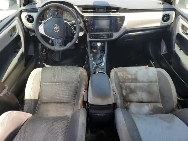 5YFBURHE2HP676095 2017 TOYOTA COROLLA - Image 8