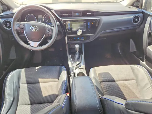 5YFBURHE2HP680809 2017 TOYOTA COROLLA - Image 8