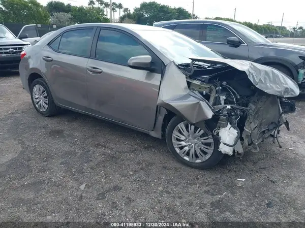 5YFBURHE2HP684178 2017 TOYOTA COROLLA - Image 1