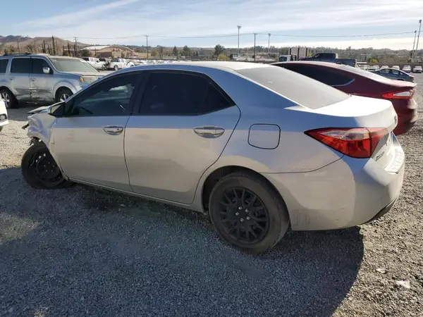 5YFBURHE2HP693561 2017 TOYOTA COROLLA - Image 2