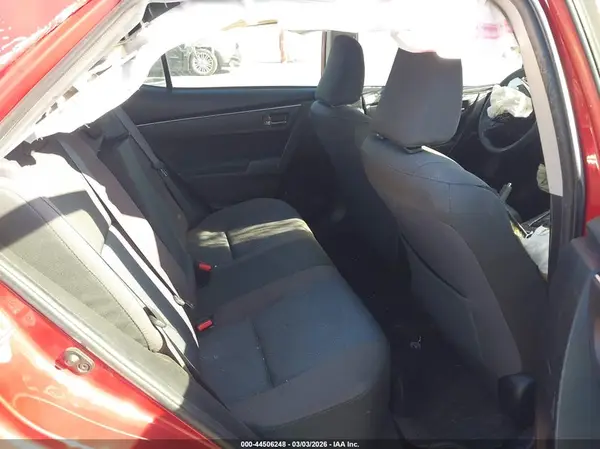 5YFBURHE2HP694516 2017 TOYOTA COROLLA - Image 8