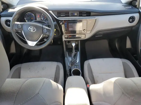 5YFBURHE2HP695701 2017 TOYOTA COROLLA - Image 8