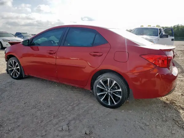 5YFBURHE2HP697111 2017 TOYOTA COROLLA - Image 2