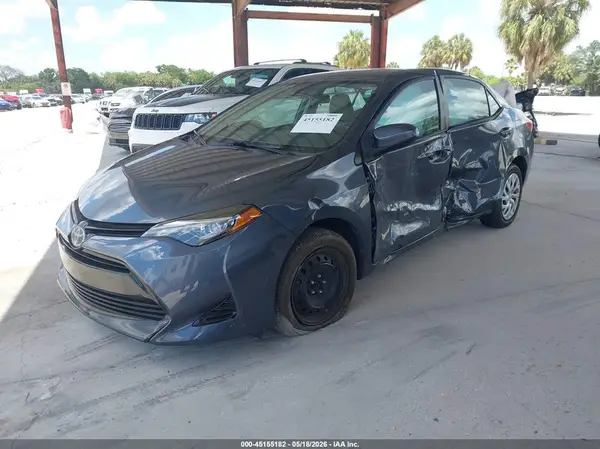 5YFBURHE2HP697500 2017 TOYOTA COROLLA - Image 2