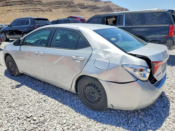 5YFBURHE2HP698842 2017 TOYOTA COROLLA - Image 2