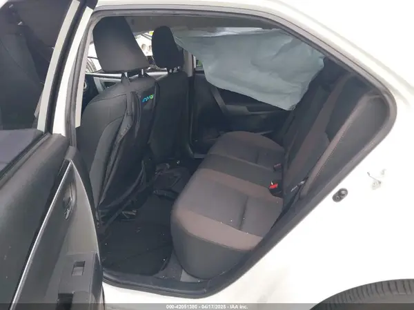 5YFBURHE2HP699568 2017 TOYOTA COROLLA - Image 8