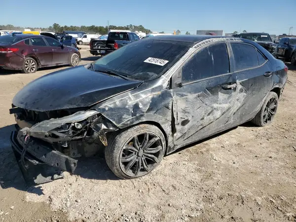 5YFBURHE2HP701867 2017 TOYOTA COROLLA - Image 1