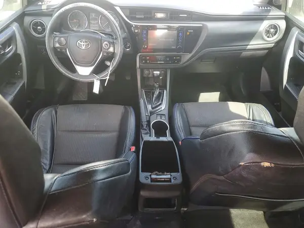5YFBURHE2HP705191 2017 TOYOTA COROLLA - Image 8