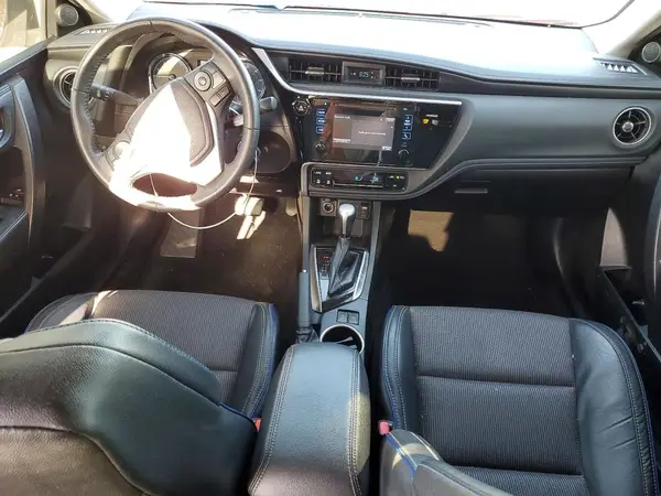 5YFBURHE2HP707104 2017 TOYOTA COROLLA - Image 8