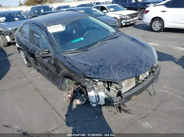 5YFBURHE2HP708379 2017 TOYOTA COROLLA - Image 1