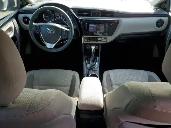 5YFBURHE2HP710553 2017 TOYOTA COROLLA - Image 8