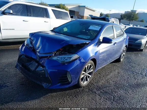 5YFBURHE2HP710794 2017 TOYOTA COROLLA - Image 2