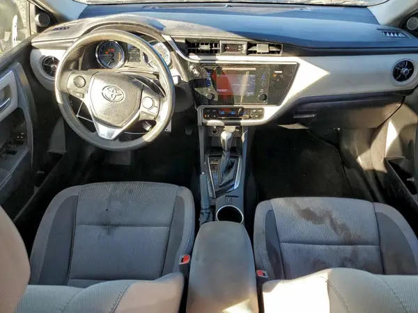 5YFBURHE2HP711041 2017 TOYOTA COROLLA - Image 8