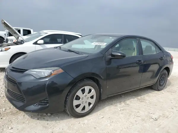 5YFBURHE2HP711668 2017 TOYOTA COROLLA - Image 1