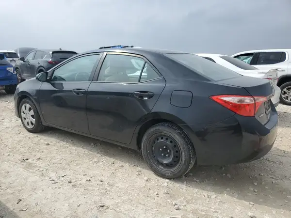 5YFBURHE2HP711668 2017 TOYOTA COROLLA - Image 2