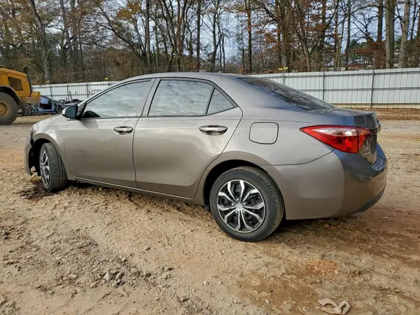 5YFBURHE2HP712691 2017 TOYOTA COROLLA - Image 2