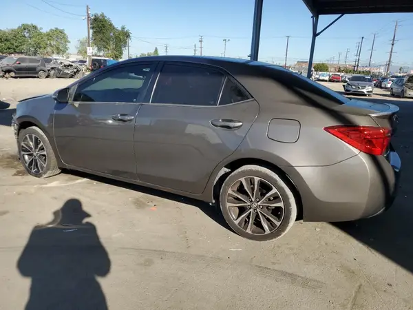 5YFBURHE2HP716207 2017 TOYOTA COROLLA - Image 2