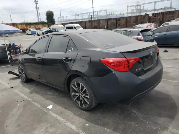 5YFBURHE2HP716501 2017 TOYOTA COROLLA - Image 2