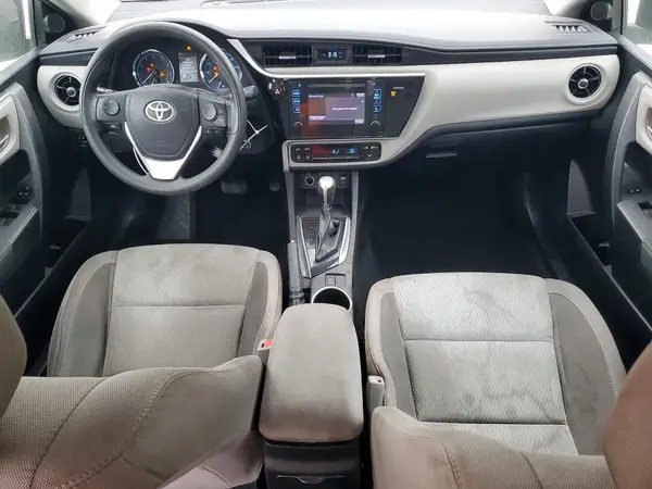 5YFBURHE2HP716837 2017 TOYOTA COROLLA - Image 8
