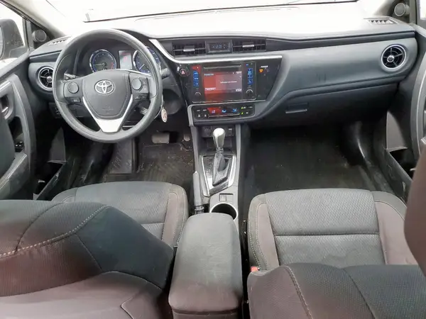 5YFBURHE2HP725313 2017 TOYOTA COROLLA - Image 8