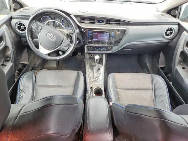5YFBURHE2HP725327 2017 TOYOTA COROLLA - Image 8