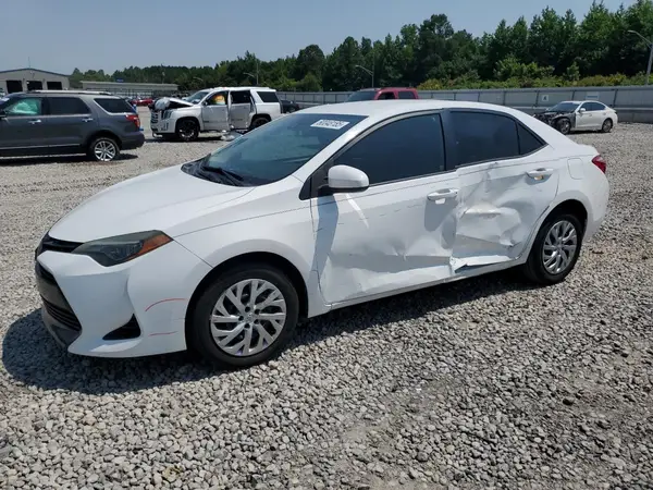5YFBURHE2HP725750 2017 TOYOTA COROLLA - Image 1
