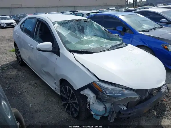 5YFBURHE2HP726557 2017 TOYOTA COROLLA - Image 1