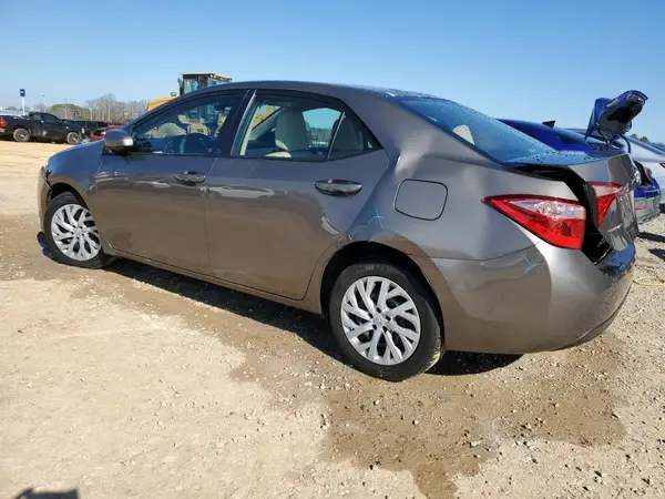 5YFBURHE2HP727238 2017 TOYOTA COROLLA - Image 2