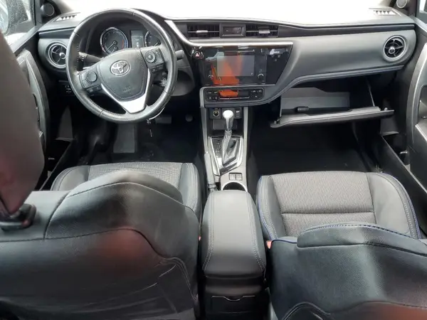 5YFBURHE2HP730169 2017 TOYOTA COROLLA - Image 8