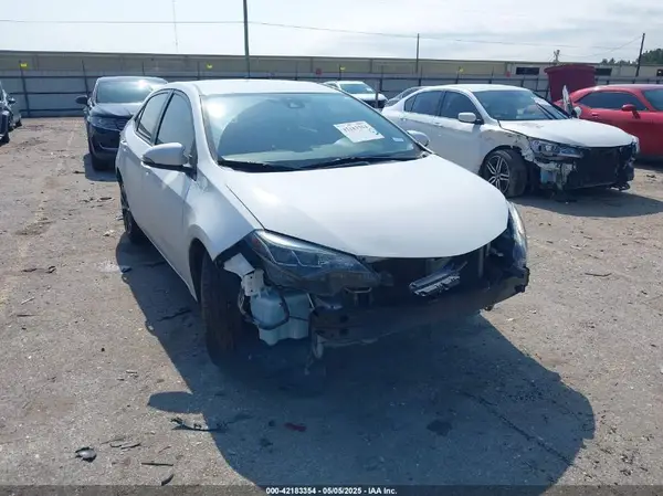5YFBURHE2HP735386 2017 TOYOTA COROLLA - Image 1