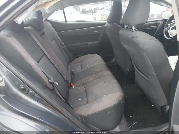 5YFBURHE2HP736070 2017 TOYOTA COROLLA - Image 8