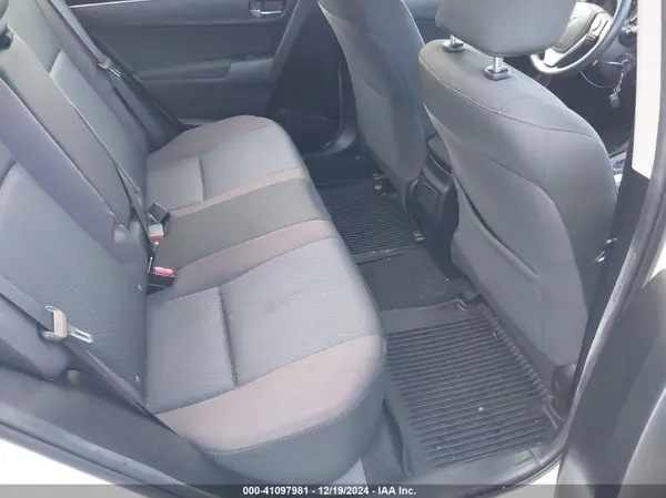 5YFBURHE2HP736649 2017 TOYOTA COROLLA - Image 8
