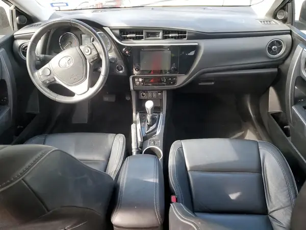 5YFBURHE2JP743459 2018 TOYOTA COROLLA - Image 8