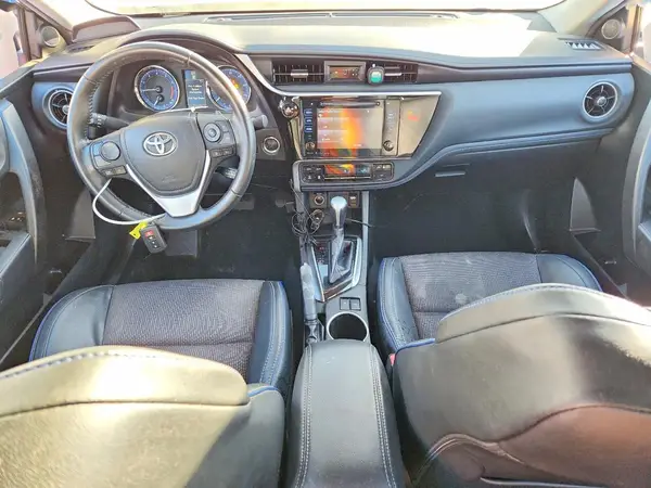 5YFBURHE2JP747835 2018 TOYOTA COROLLA - Image 8
