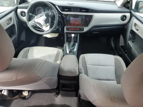 5YFBURHE2JP748337 2018 TOYOTA COROLLA - Image 8