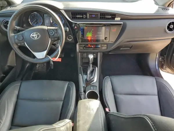 5YFBURHE2JP749293 2018 TOYOTA COROLLA - Image 8
