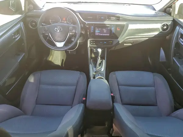 5YFBURHE2JP756017 2018 TOYOTA COROLLA - Image 8