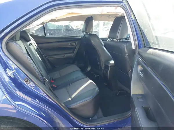 5YFBURHE2JP758222 2018 TOYOTA COROLLA - Image 8
