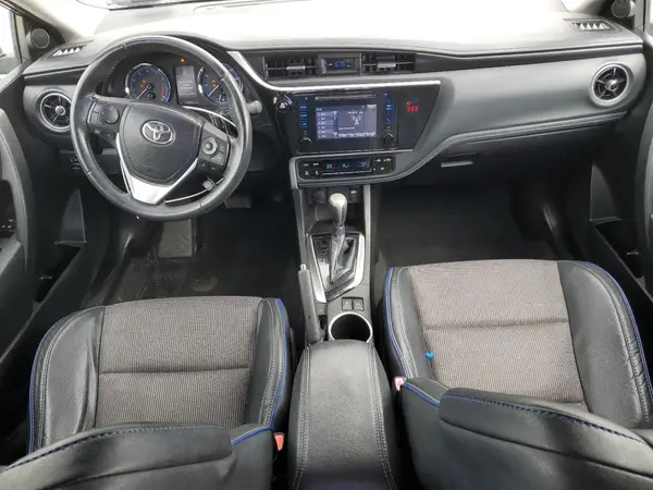5YFBURHE2JP759399 2018 TOYOTA COROLLA - Image 8