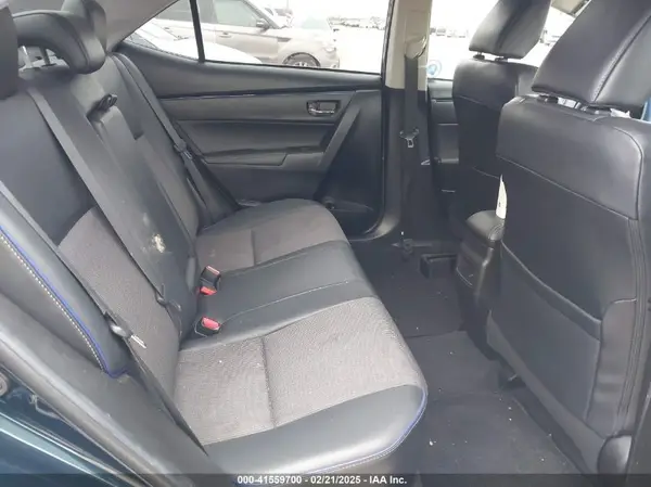 5YFBURHE2JP765770 2018 TOYOTA COROLLA - Image 8