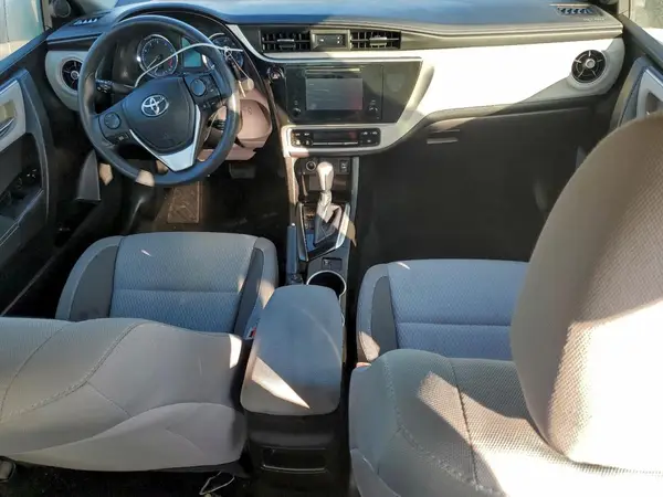 5YFBURHE2JP767535 2018 TOYOTA COROLLA - Image 8