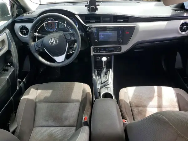 5YFBURHE2JP771763 2018 TOYOTA COROLLA - Image 8