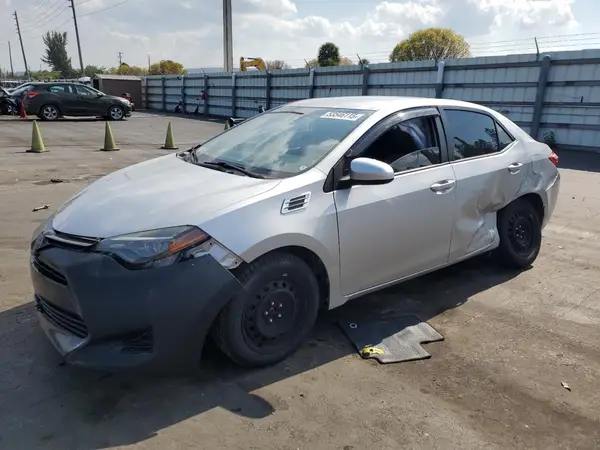 5YFBURHE2JP775974 2018 TOYOTA COROLLA - Image 1